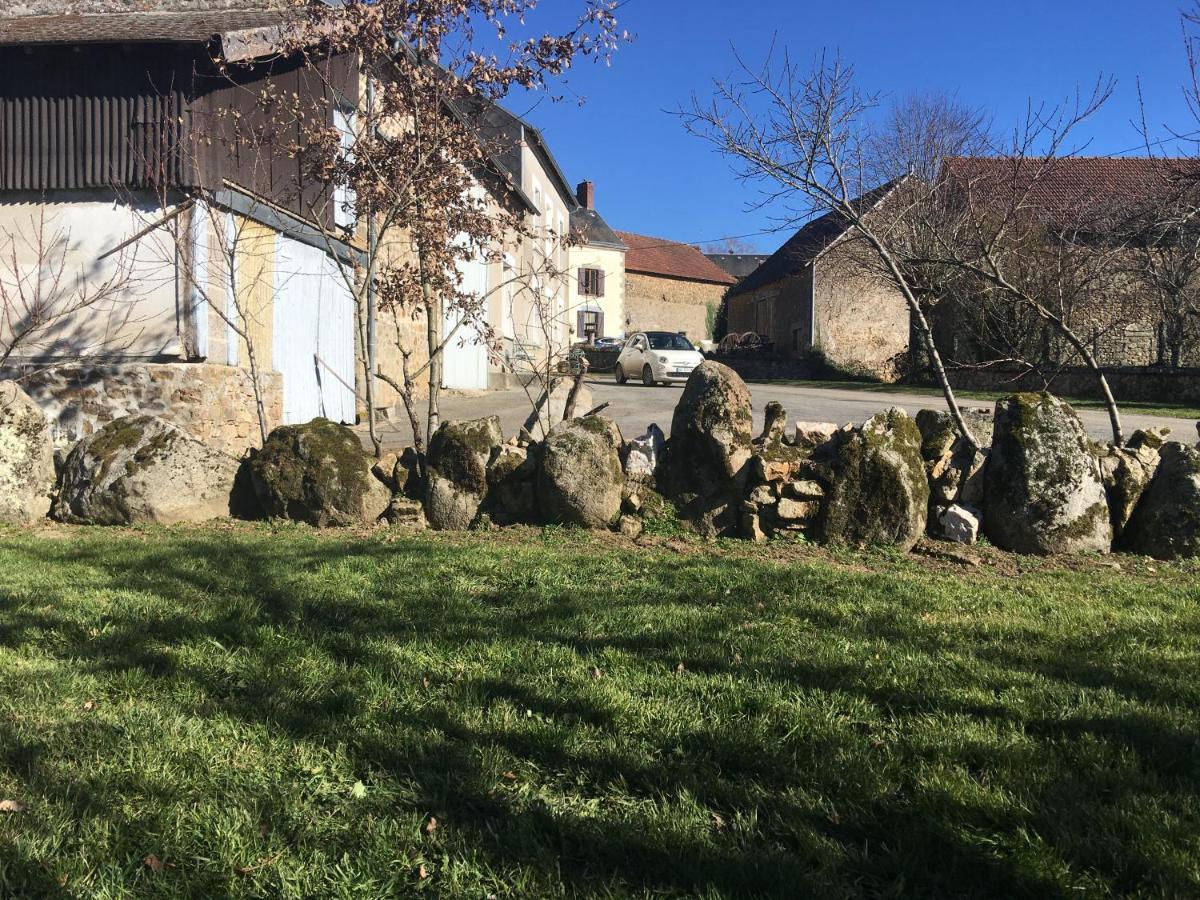 La Mirabelle Bed & Breakfast Saint-Pierre-de-Fursac ภายนอก รูปภาพ