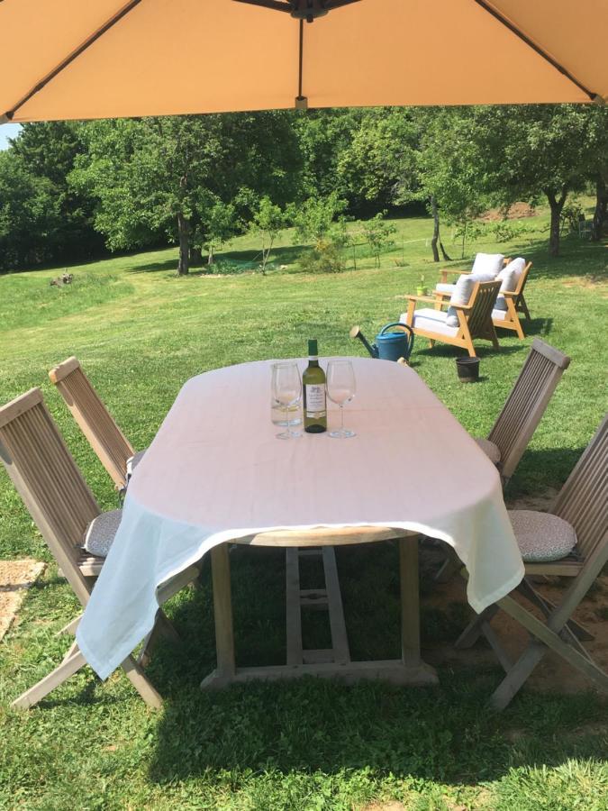 La Mirabelle Bed & Breakfast Saint-Pierre-de-Fursac ภายนอก รูปภาพ