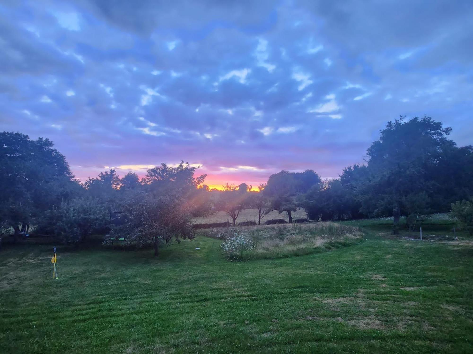 La Mirabelle Bed & Breakfast Saint-Pierre-de-Fursac ภายนอก รูปภาพ