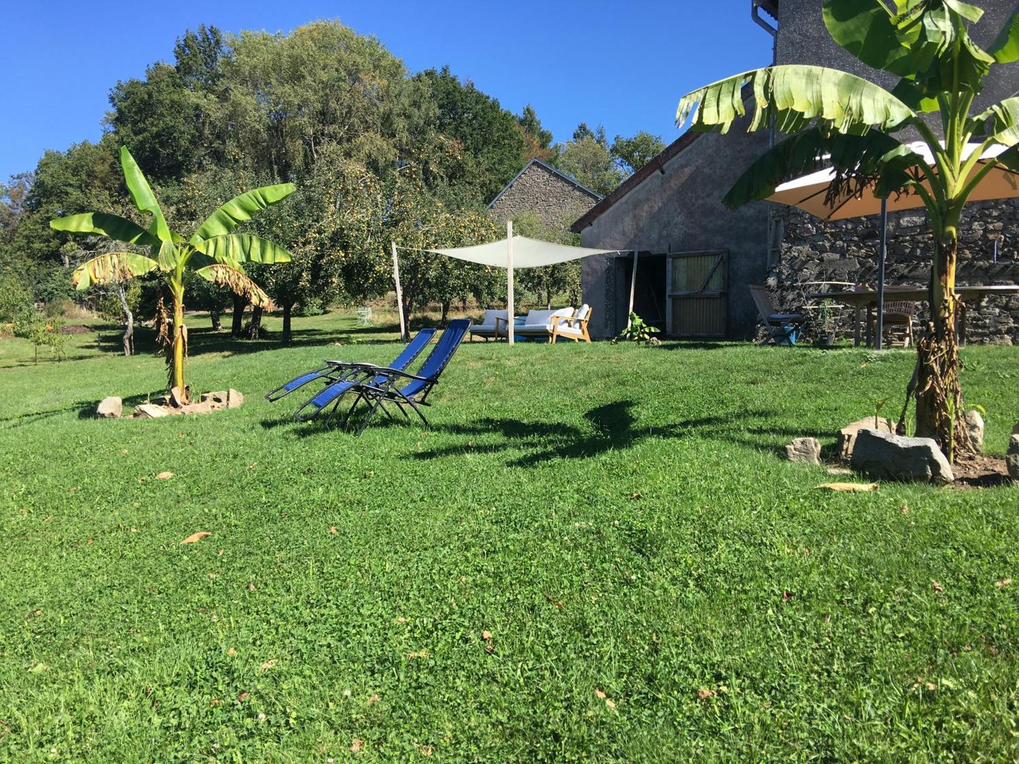 La Mirabelle Bed & Breakfast Saint-Pierre-de-Fursac ภายนอก รูปภาพ